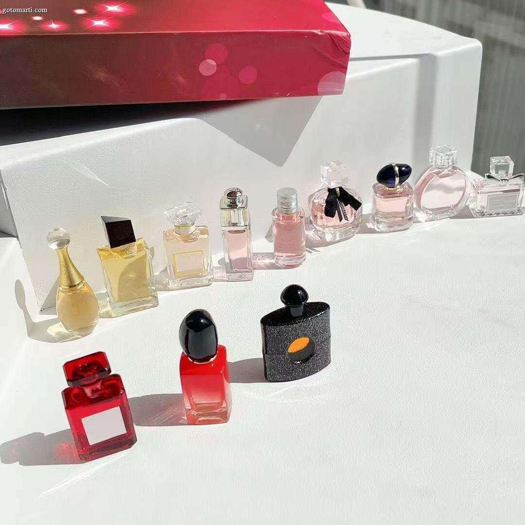 12-Piece Mini Perfume Gift Set – Perfect Gift for Her